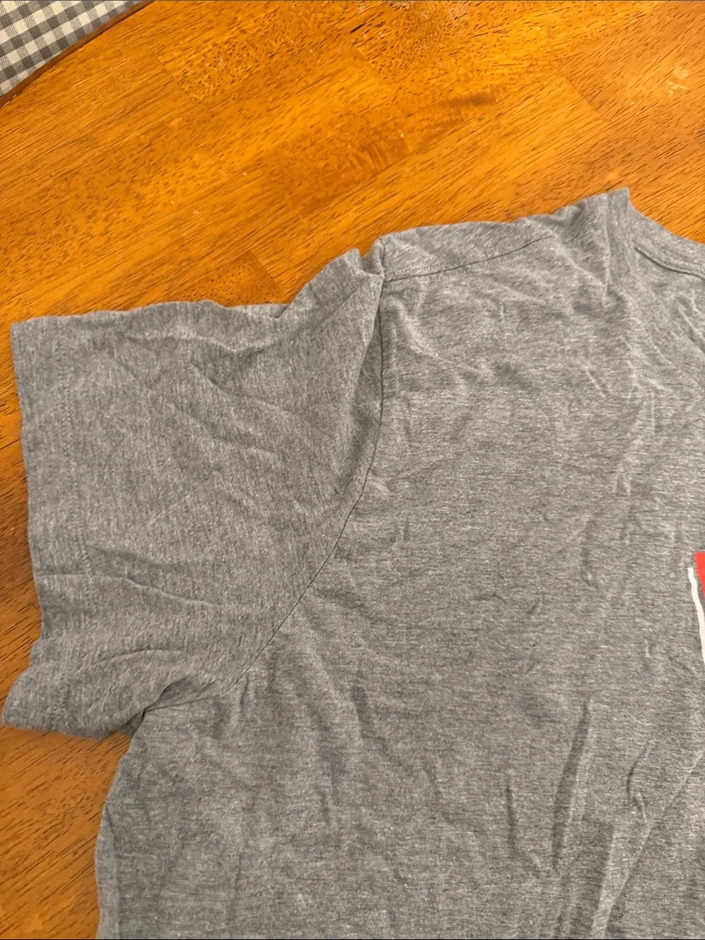 Nike Men's Heather Gray Short Sleeve T-Shirt with Red Logo xxl